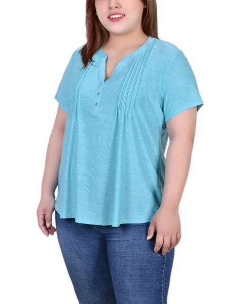 Plus Size Short Sleeve Y-Neck Jacquard Knit Top