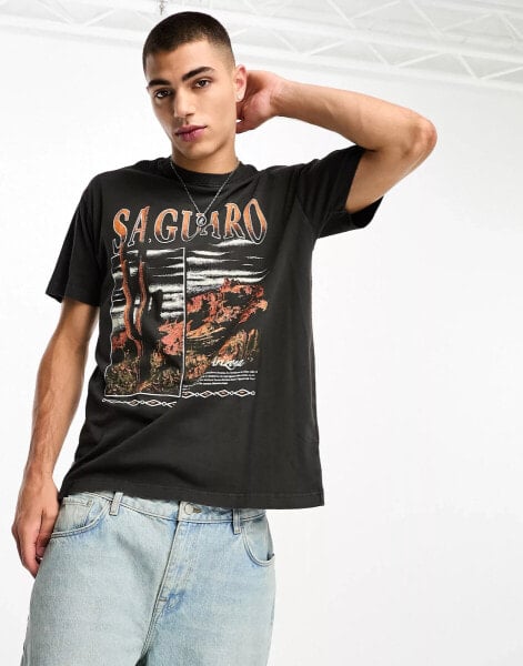 Cotton On – T-Shirt in verwaschenem Schwarz mit „Saguaro“-Print