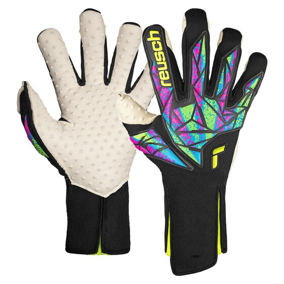 REUSCH Attrakt Speedbump Strapless Goalkeeper Gloves