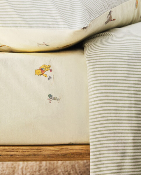 Children’s winnie the pooh fitted sheet