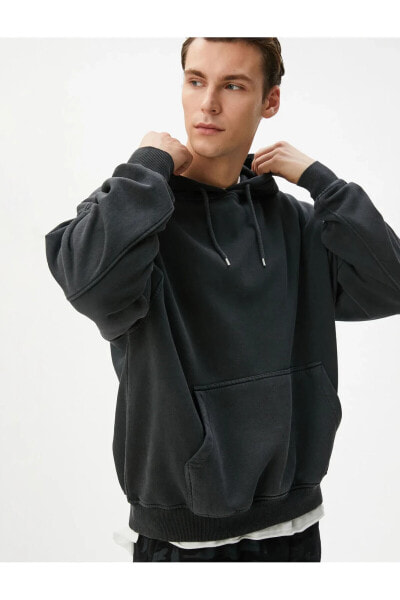 Футболка мужская Koton Oversize Sweatshirt Yıkamalı Kapşonlu Kanguru Cepli