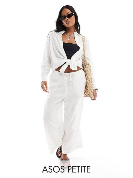 ASOS DESIGN Petite pull on culotte with linen in white