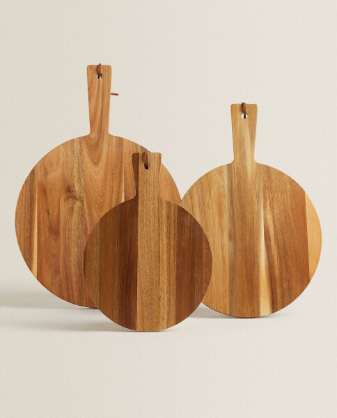 Round cutting board