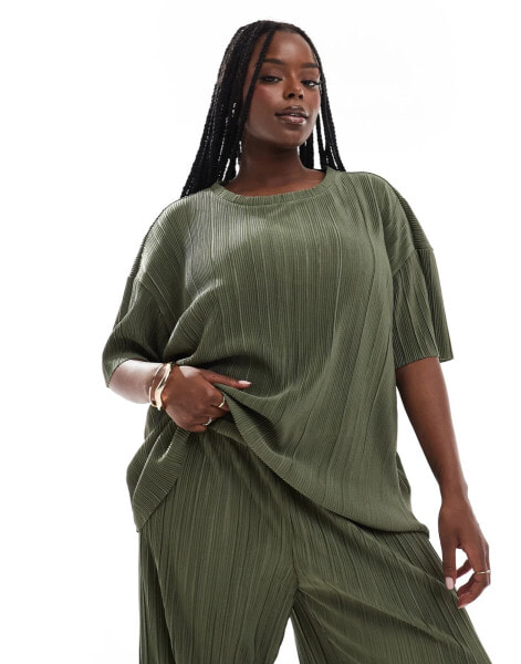 ONLY Curve boxy plisse t-shirt co-ord in khaki