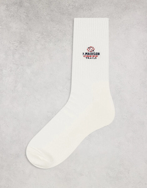 ASOS DESIGN sport sock with badge artwork in cream