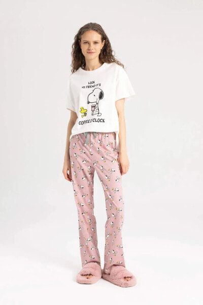 Fall in Love Snoopy Regular Fit Kısa Kollu Pijama Takımı