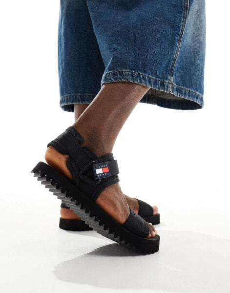 Tommy Jeans badge chunky sandals in black