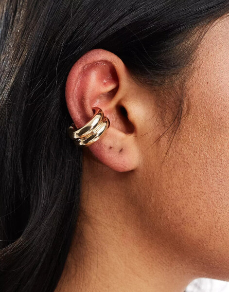 ASOS DESIGN ear cuff in chunky design in gold tone