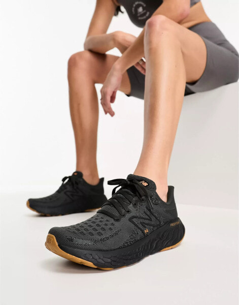 New Balance 1080 running trainers in black