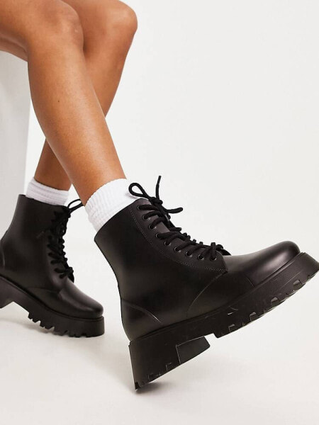 ASOS DESIGN Galaxy chunky lace up wellies in black