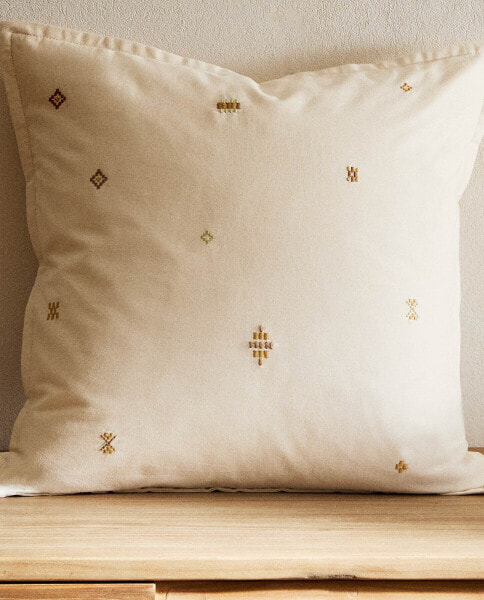 Embroidered cushion cover