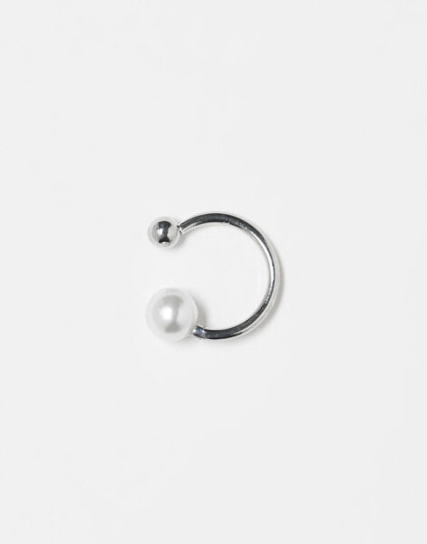 Faded Future ear cuff with pearl in silver