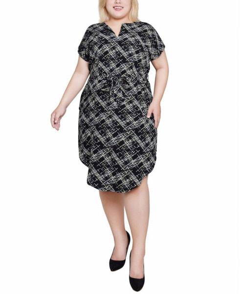 Plus Size Short Sleeve Tunic Dress with Belt