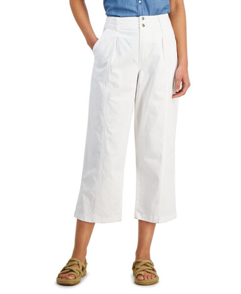 Women's Pleated Seamed Cropped Chino Pants