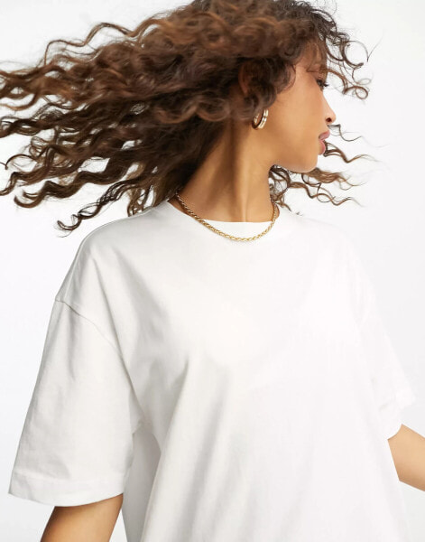 New Look – Oversize-T-Shirt in Weiß