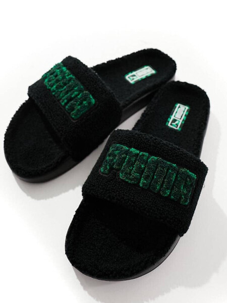 Puma Leadcat sliders in sherpa