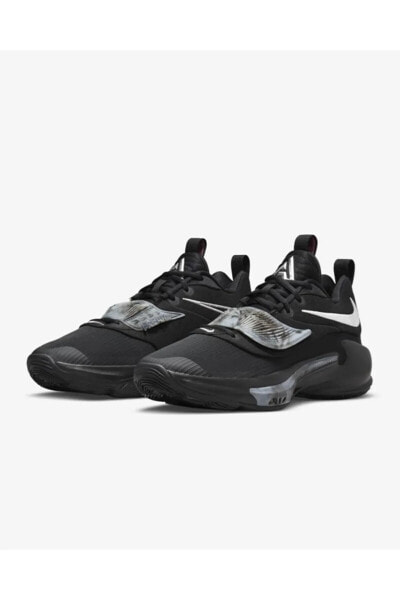 Zoom Freak 3 Siyah Renk Erkek Basketbol Ayakkabısı