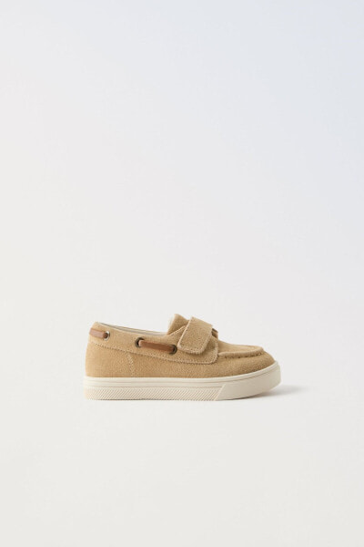 Leather deck shoe sneakers