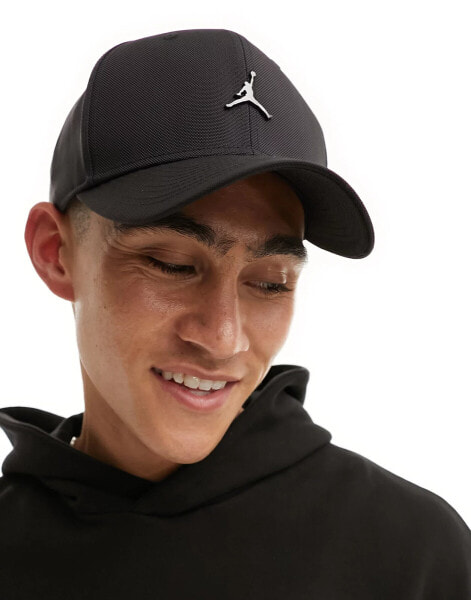 Jordan – Rise – Kappe in Schwarz mit Jumpman-Metallic-Logo