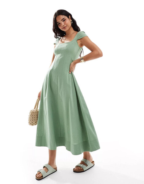 ASOS DESIGN – Maxi-Tenniskleid in Khaki mit Ziernaht und Kappenärmeln