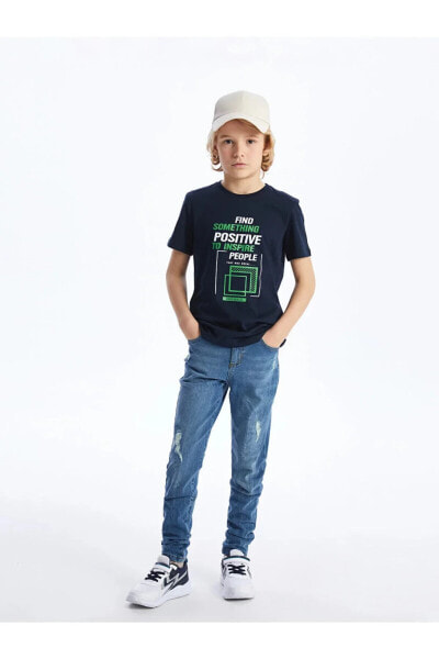 LCW Kids Super Skinny Fit Yırtık Detaylı Erkek Çocuk Jean Pantolon