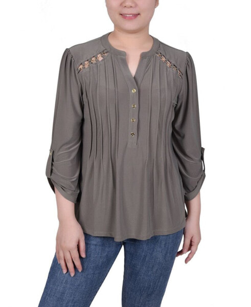 Petite Pin tuck Front Top with Chain Details