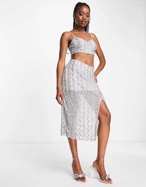 Miss Selfridge – Premium – Bustier in Silber mit verziertem Kordeldetail, Kombiteil