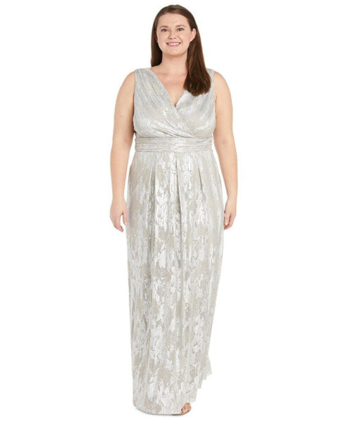 Plus Size Jacquard Embellished Pleated Gown