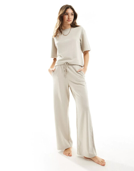 Lindex Liza lounge sweat pant in cream