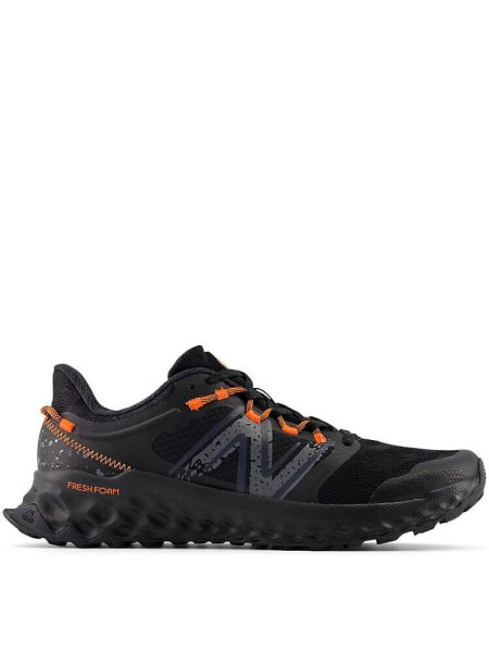 New Balance Fresh foam garoé trainers in black