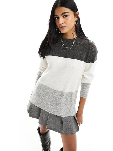 New Look colour block jumper in grey