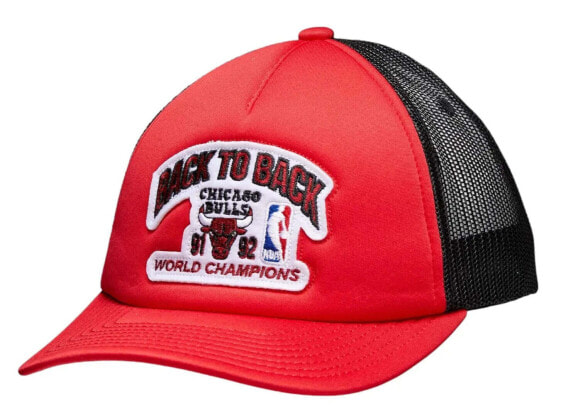 Mens MITCHELL & NESS NBA CHAMPIONSHIP TRUCKER BULLS