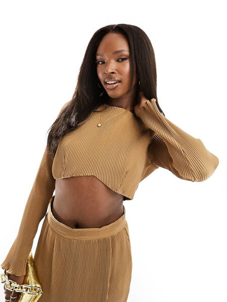 In The Style plisse crop top co-ord in coffee 