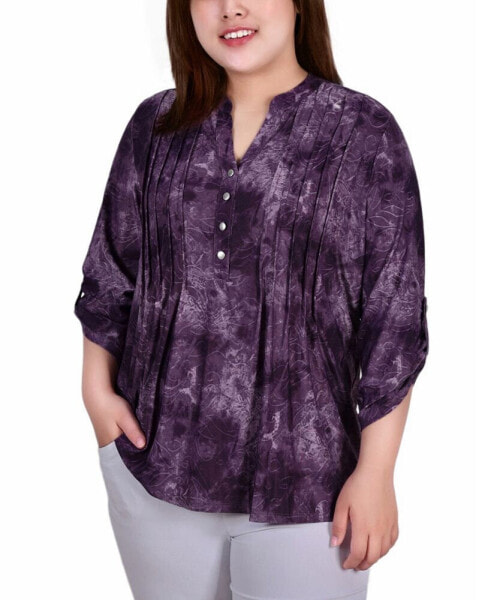 Plus Size 3/4 Roll Tab Sleeve Y-Neck Top