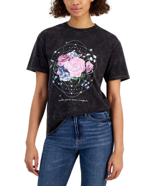 Juniors' Cotton Roses Boyfriend Tee