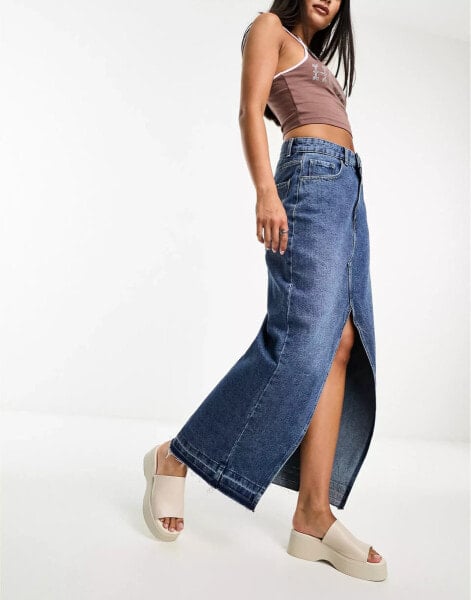 ONLY front split denim midi skirt in mid blue