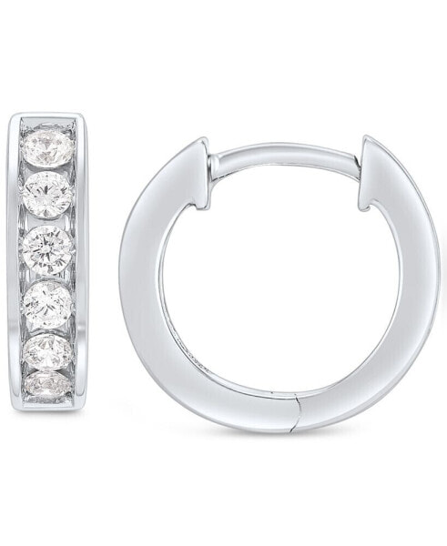 Men's Lab Grown Diamond Small Huggie Hoop Earrings (1/2 ct. t.w.) in 10 White Gold, 1/2"