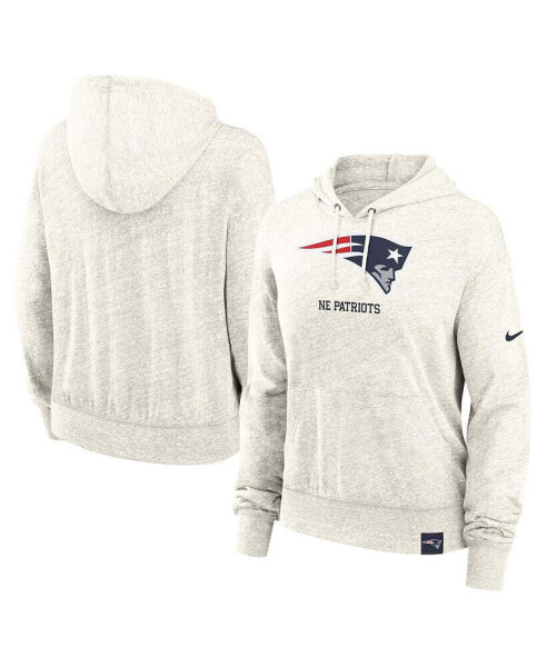 Women's Cream New England Patriots Gym Vintage Logo Pullover Hoodie