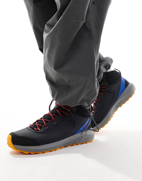 Columbia Trailstorm Peak mid boots in navy