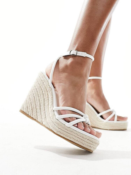 Glamorous espadrilles wedge heeled sandals in white