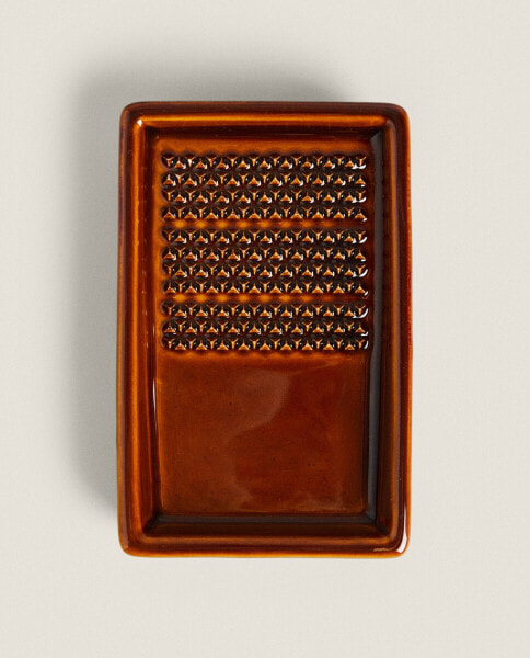 Stoneware grater