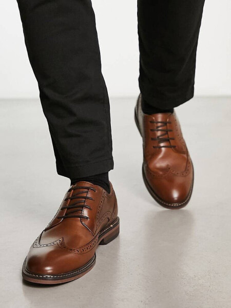 schuh Raffe brogues in brown leather