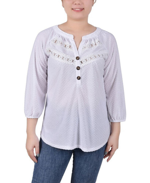 Petite 3/4 Sleeve Swiss Dot Henley Top