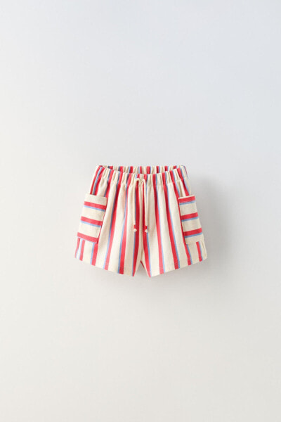 Striped bermuda shorts with pockets