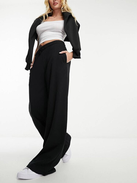 Stradivarius wide leg jogger in black 