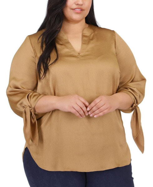 Plus Size Tie-Cuff 3/4-Sleeve Blouse