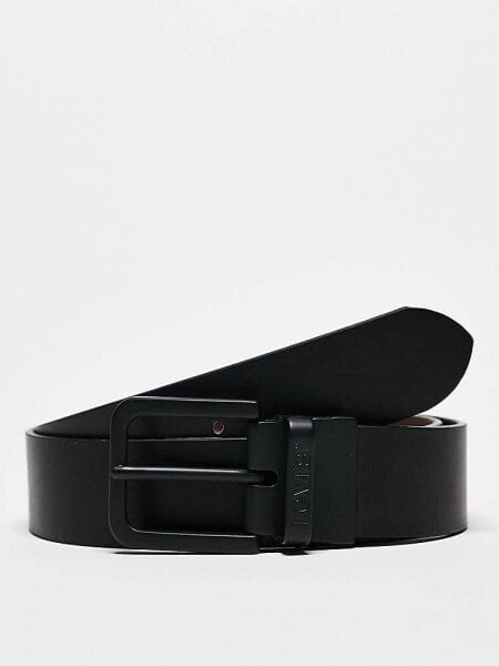 Levi's Reversible core leather belt in matte black & brown