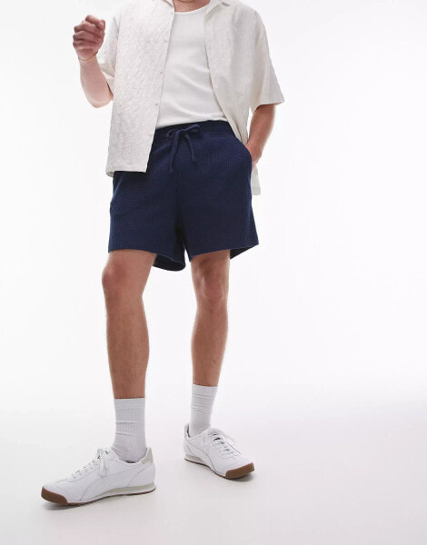 Topman classic fit waffle short in navy