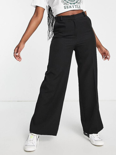 New Look wide leg tailored trouser in black