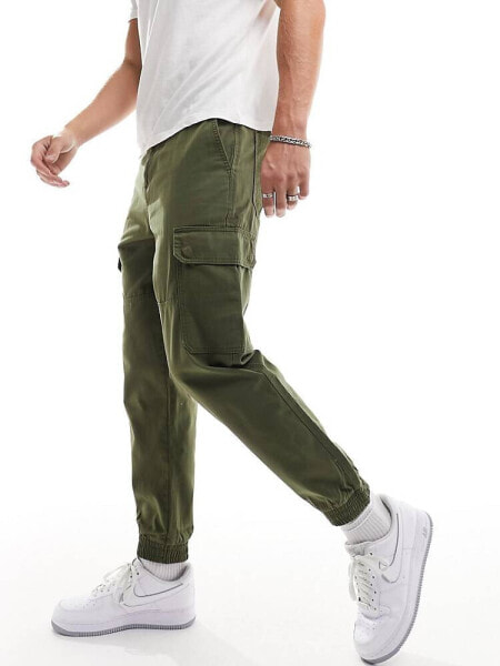 New Look cargo trouser in dark khaki 